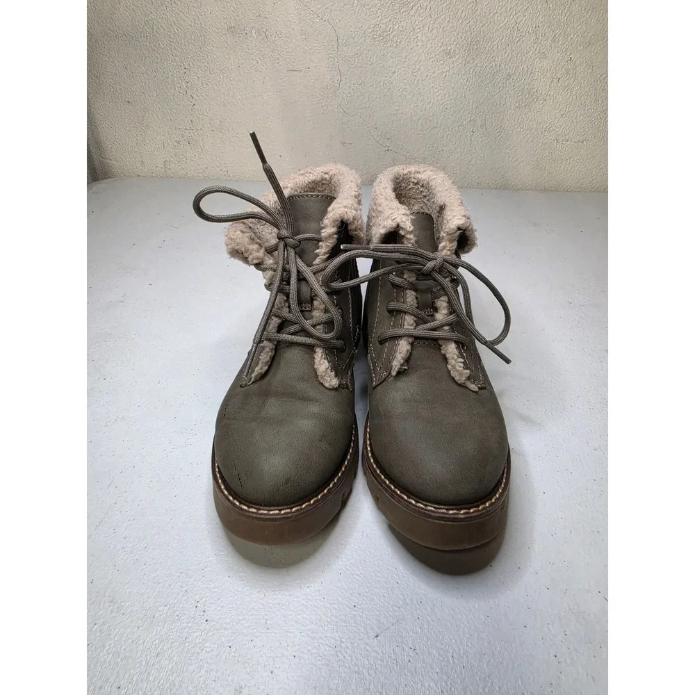 Sonoma Goods for Life Taupe Faux Shearling Lace Up Lug Sole Ankle Boots 6.5